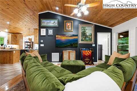 427 Catherine Court, Fleetwood, NC 28626