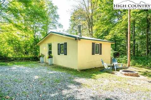 2777 Hickory Nut Gap Road, Newland, NC 28657