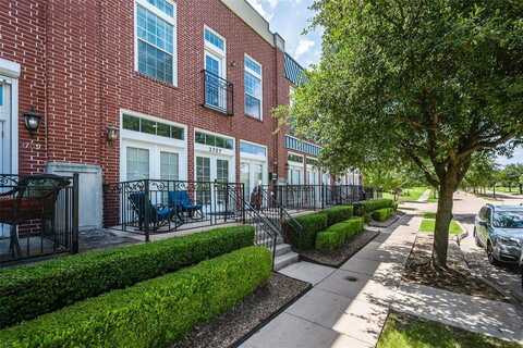 3707 Patience Boulevard E, Dallas, TX 75236