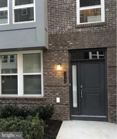 13390 SHERWOOD PARK LANE, HERNDON, VA 20171