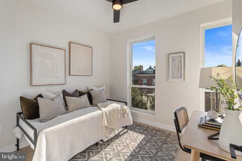 733 8TH STREET SE, WASHINGTON, DC 20003