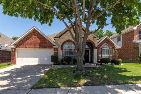 5517 Lawnsberry Drive, Fort Worth, TX 76137