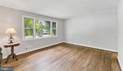 8902 SYLVANIA STREET, LORTON, VA 22079
