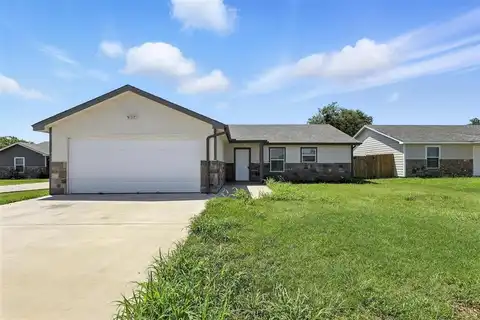 428 Whitney Court, Rio Vista, TX 76093