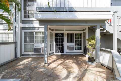 239 Mananai Place, Honolulu, HI 96818