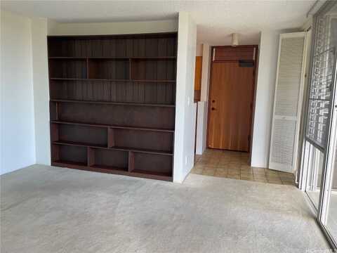 2600 Pualani Way, Honolulu, HI 96815