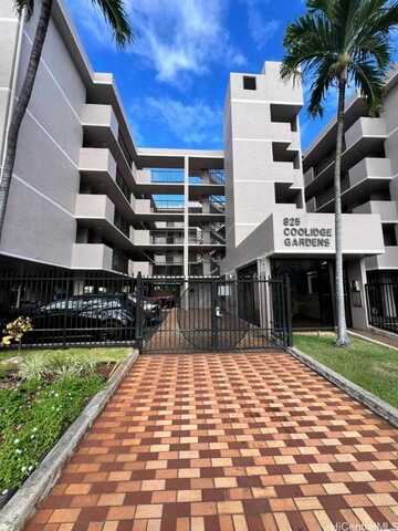 825 Coolidge Street, Honolulu, HI 96826