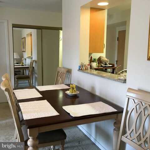 2111 WISCONSIN AVENUE NW, WASHINGTON, DC 20007