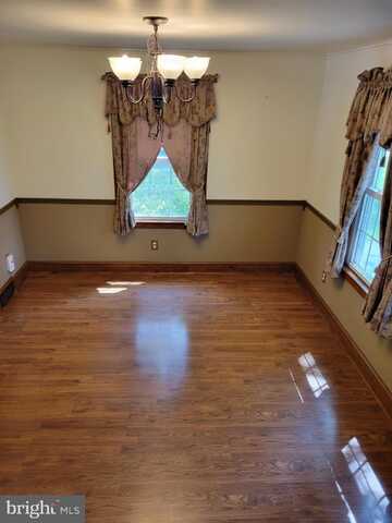 994 GRAVEL PIKE, PALM, PA 18070