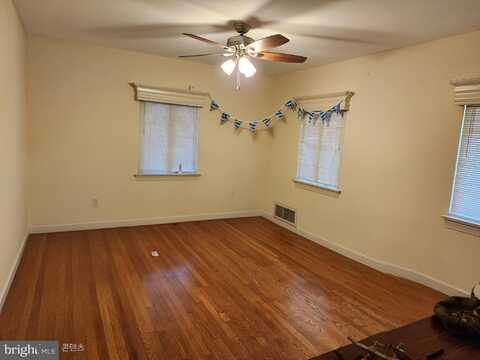 3200 RUSSELL ROAD, ALEXANDRIA, VA 22305