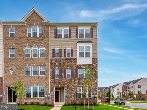 10746 PRESIDENTIAL PARKWAY, UPPER MARLBORO, MD 20772