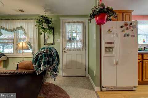 1702 WOOLSON AVENUE, VILLAS, NJ 08251