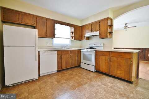 423 MILLER DRIVE, STRASBURG, VA 22657