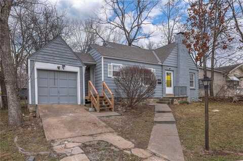 904 E 84th Street, Kansas City, MO 64131