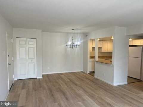 10114 CAMPUS WAY S, UPPER MARLBORO, MD 20774