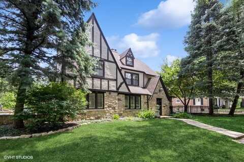 6201 Summit Street, Kansas City, MO 64113