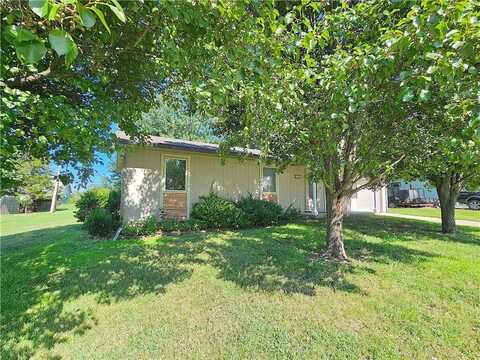 414 N Ash Street, Garnett, KS 66032