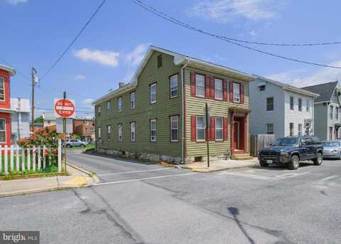 24 W LOCUST STREET, MECHANICSBURG, PA 17055