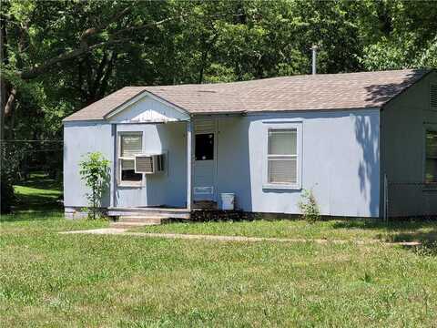 5320 NE 62nd Street, Kansas City, MO 64119