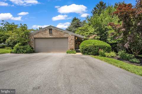 8 MAYFIELD ROAD, MECHANICSBURG, PA 17055