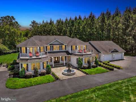 1535 FISHING CREEK VALLEY ROAD, HARRISBURG, PA 17112