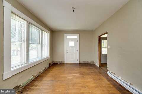99 RACE STREET, BECHTELSVILLE, PA 19505