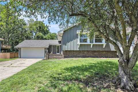 6704 Lakeshore Drive, Raytown, MO 64133