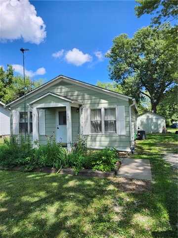 307 Spruce Street, Garden City, MO 64747