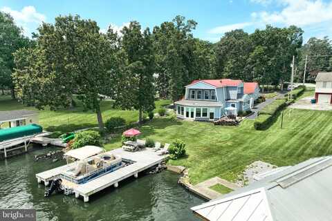 132 LAKE MEADE DRIVE, EAST BERLIN, PA 17316