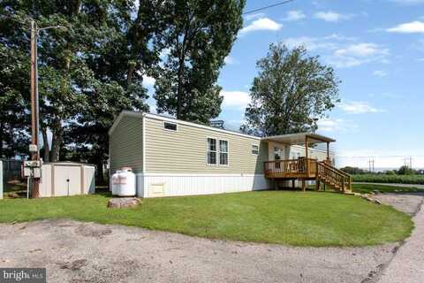86 MOBILE DRIVE, THOMASVILLE, PA 17364