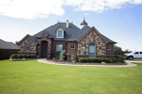 1717 Dakota Drive, Graham, TX 76450