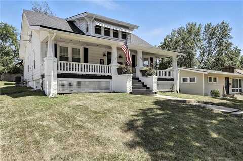 101 S Fairview Avenue, Liberty, MO 64068