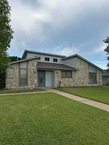 524 Kristi, Robinson, TX 76706