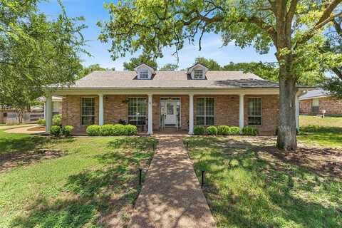 105 Lost Oaks Drive, Waco, TX 76705