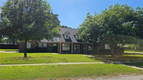 907 N Main Street, Leonard, TX 75452