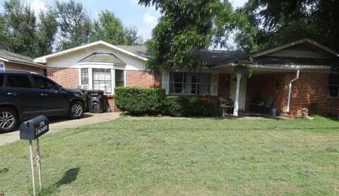 106 Glen Rose Avenue, Cleburne, TX 76033