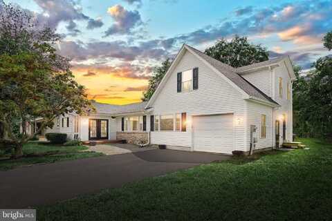 12 KELLER AVENUE, HELLAM, PA 17406