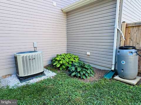 501 MADDEX FARM DRIVE, SHEPHERDSTOWN, WV 25443
