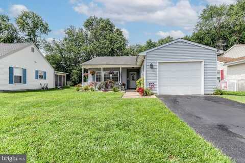 193 HUNTINGTON DRIVE, SOUTHAMPTON, NJ 08088