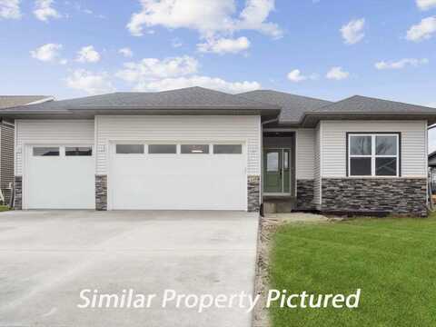 235 Chadwick Ln, IowaCity, IA 52245