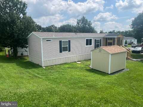 587 ROYAL CREST DRIVE, MARTINSBURG, WV 25401