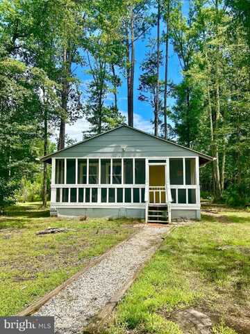 250 WILDWOOD RD, COLONIAL BEACH, VA 22443