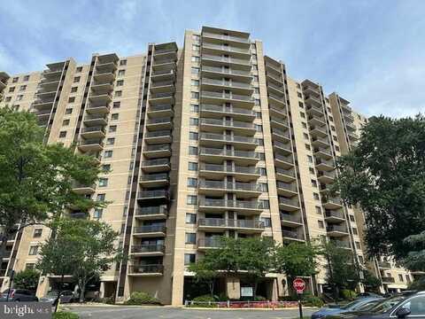 203 YOAKUM PARKWAY, ALEXANDRIA, VA 22304
