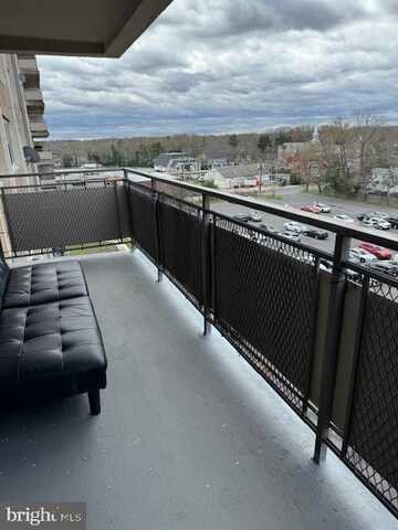 613 W BARCLAY TOWERS, CHERRY HILL, NJ 08034