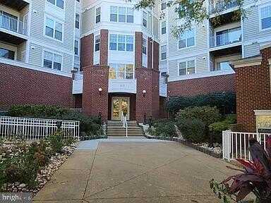 1645 INTERNATIONAL DRIVE, MCLEAN, VA 22102