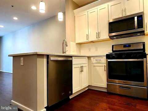 1645 INTERNATIONAL DRIVE, MCLEAN, VA 22102