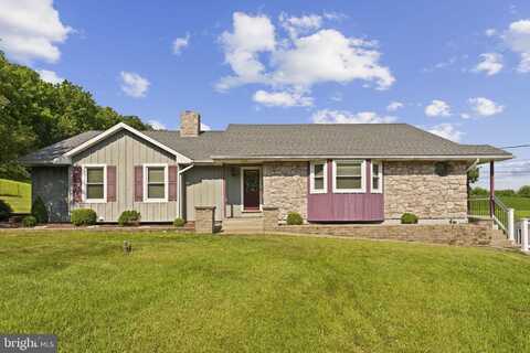 4661 HILLSIDE ROAD, COPLAY, PA 18037