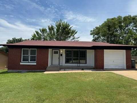 5540 Patton Drive, Fort Worth, TX 76112
