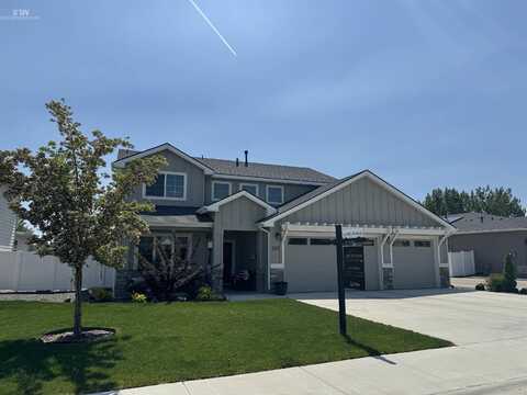 387 Fox Lantern Ct, Middleton, ID 83644