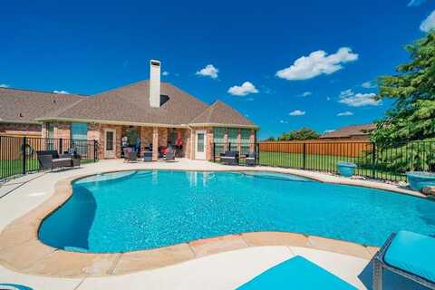 2577 W Alamosa Drive, Terrell, TX 75160
